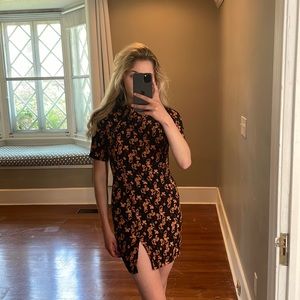 PRETTYLITTLETHING: Black Satin Floral Print Button Detail Bodycon Dress